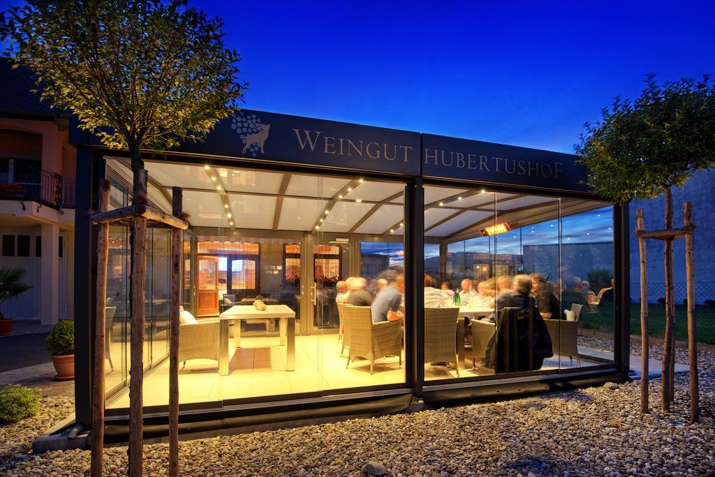 Moselweingut & Gaestehaus Hubertushof Trittenheim Exteriör bild