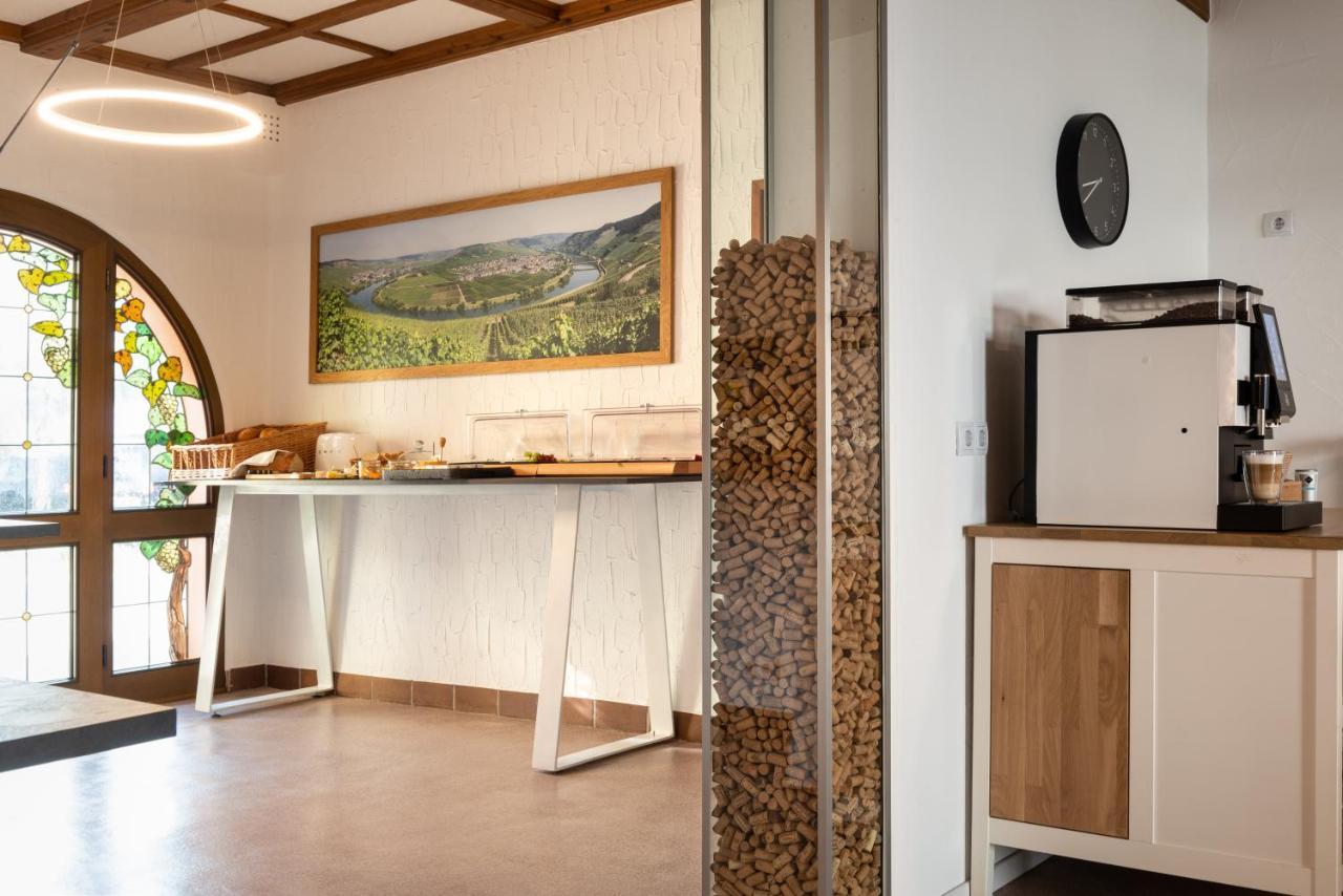 Moselweingut & Gaestehaus Hubertushof Trittenheim Exteriör bild